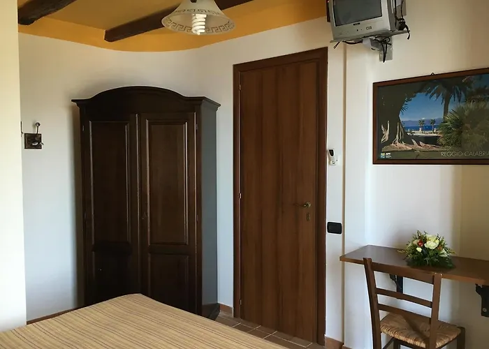 La Bastia Oda ve Kahvaltı *