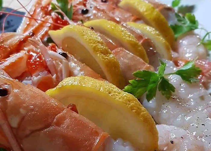 Oda ve Kahvaltı La Bastia Scilla